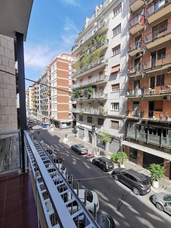 Aura Home Rent Of Rooms With Shared Kitchen Bari Dış mekan fotoğraf