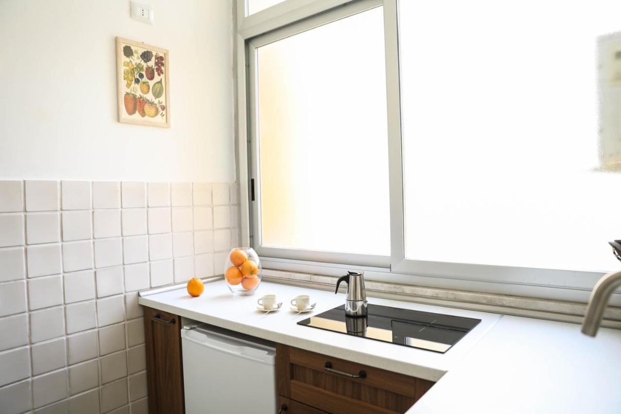 Aura Home Rent Of Rooms With Shared Kitchen Bari Dış mekan fotoğraf